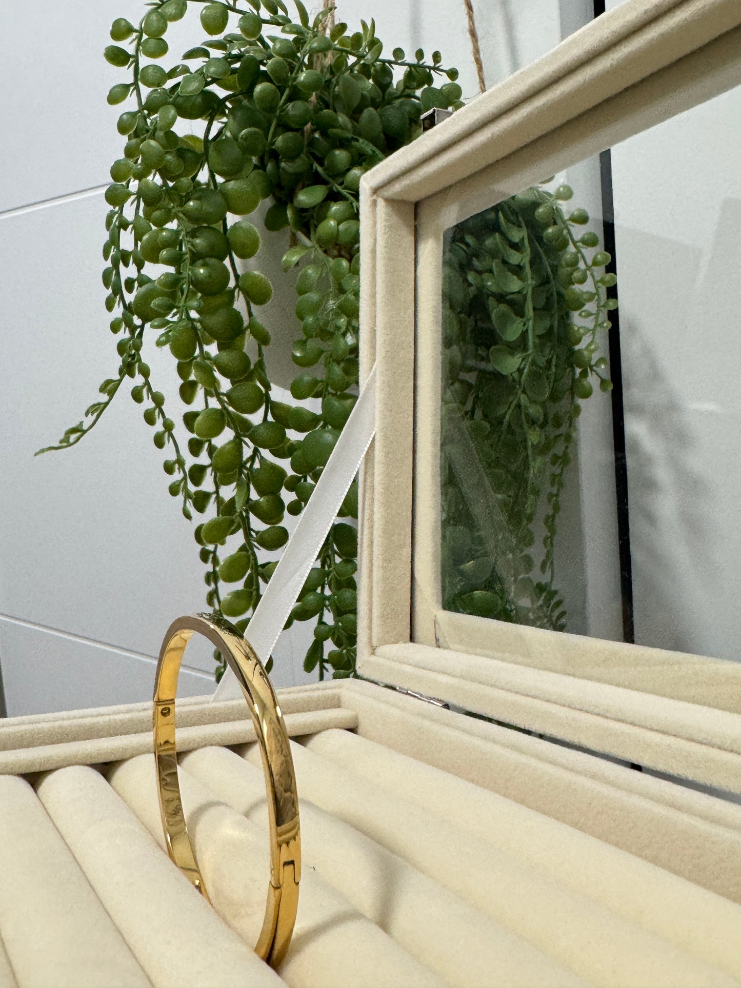 Simple kada ( ladies)