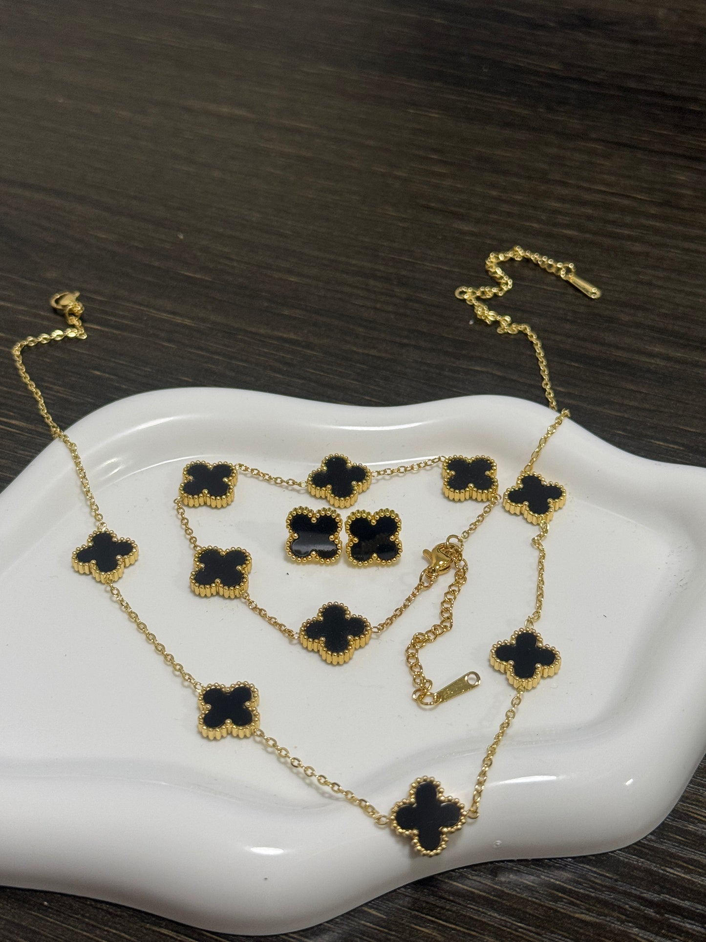 3 pieces black leef combo