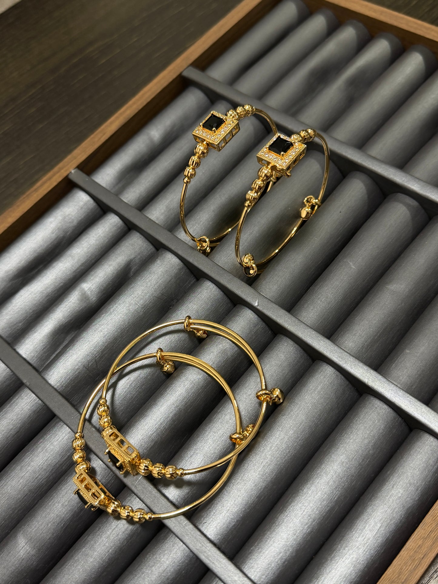 Black stone bracelets