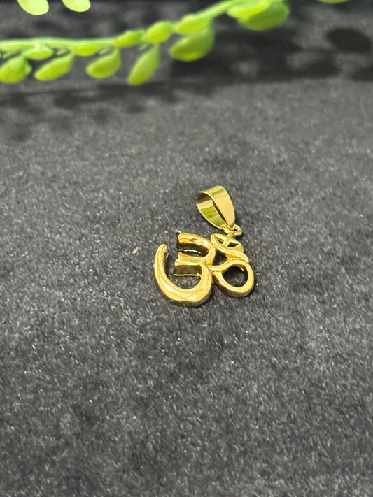 Om pendant