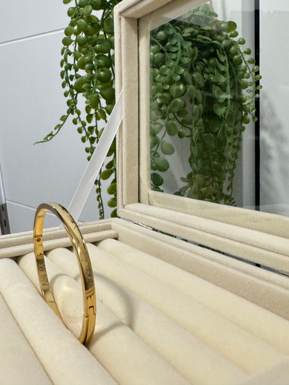 Simple kada ( ladies)