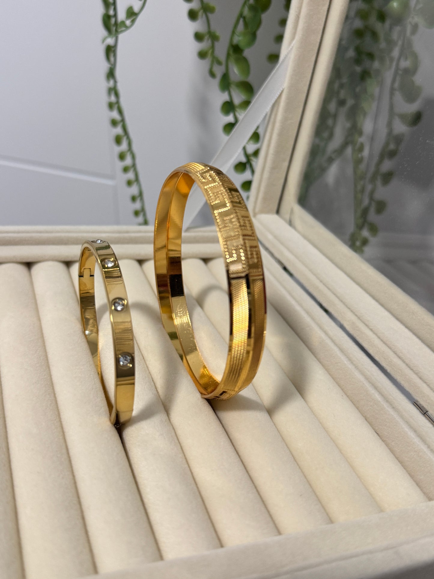 Combo deal stone bracelet & Versace mid kada