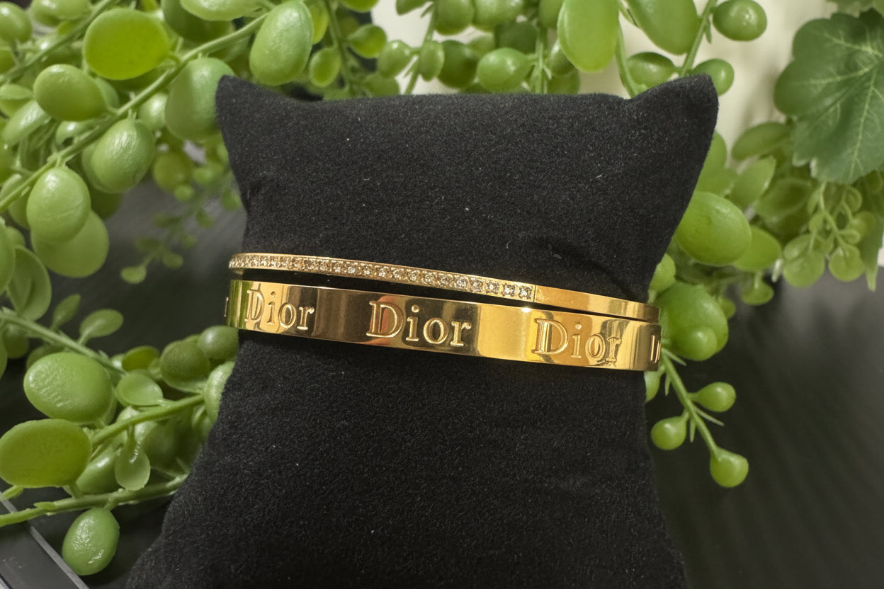 D bracelet with stons